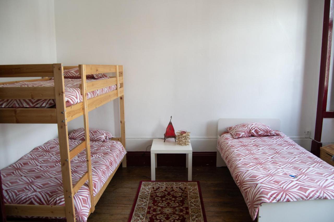 Pb4 House Hostel Braga Bagian luar foto