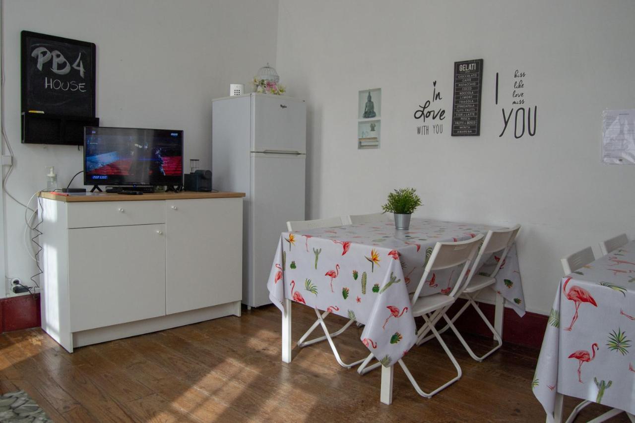 Pb4 House Hostel Braga Bagian luar foto