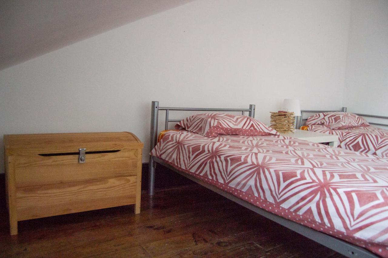 Pb4 House Hostel Braga Bagian luar foto