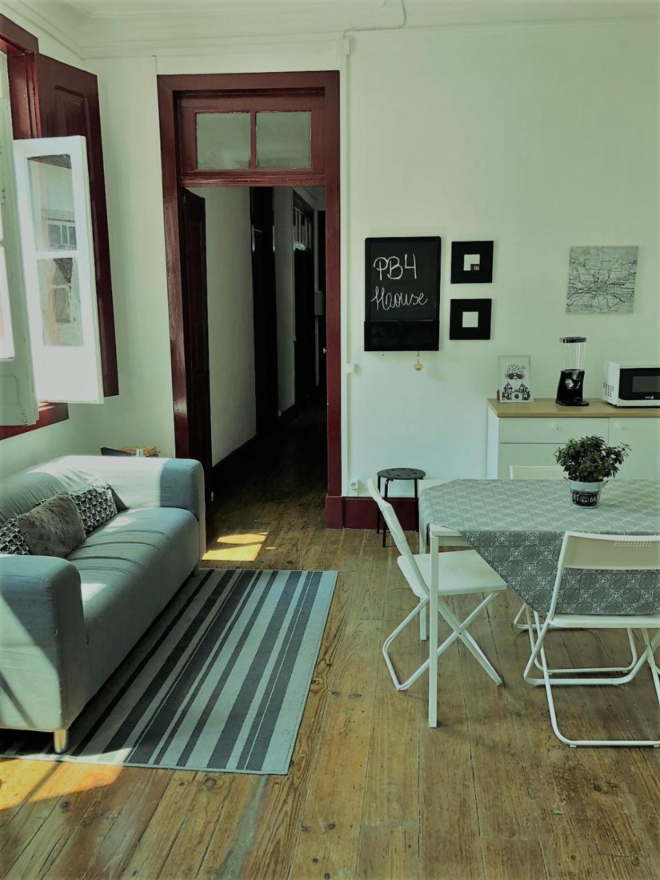 Pb4 House Hostel Braga Bagian luar foto